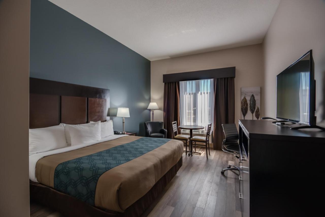 Econo Lodge Inn & Suites Saint Apollinaire Eksteriør bilde